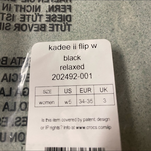 NWT NEW Crocs Kadee II Flip Women’s Black Sandals Size 5, color black - Picture 7 of 8